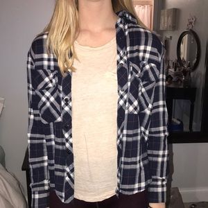 worn a few times- like new!